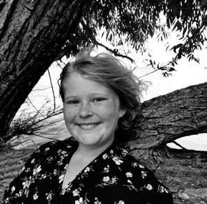 Meet your Posher, Ella